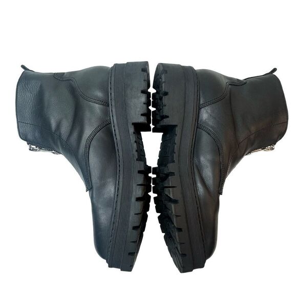 Marc Fisher LTD. Black Paralee Front Zip Leather Booties Size 9 - Picture 10 of 17